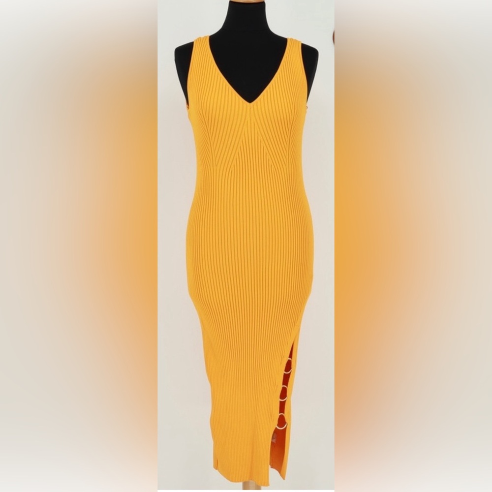 HOUSE OF HARLOW 1960 Ribbed Knit Midi Dress with Side Slit Ring Detail